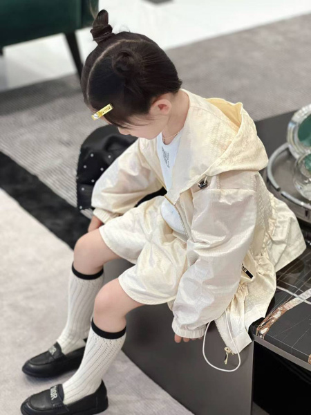 ДЕТСКИЙ КОСТЮМ MIU MIU  78047 фото анонса