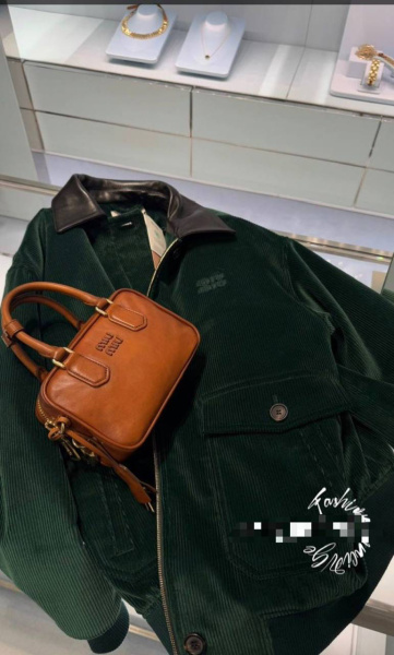 БОМБЕР MIU MIU  79659 фото анонса