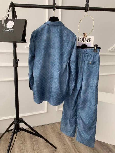 КОСТЮМ LOUIS VUITTON  68387 фото анонса