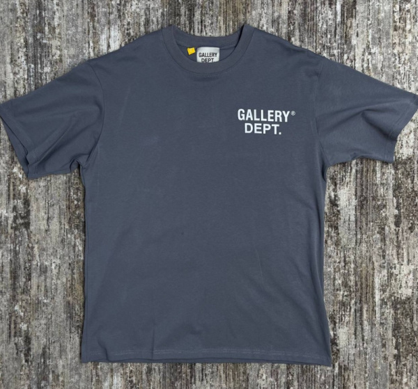 МУЖСКАЯ ФУТБОЛКА GALLERY DEPT 