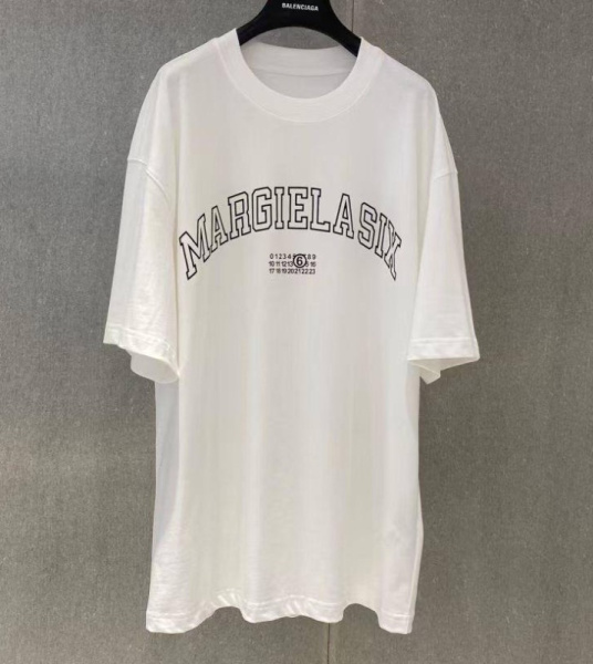 МУЖСКАЯ ФУТБОЛКА MAISON MARGIELA 