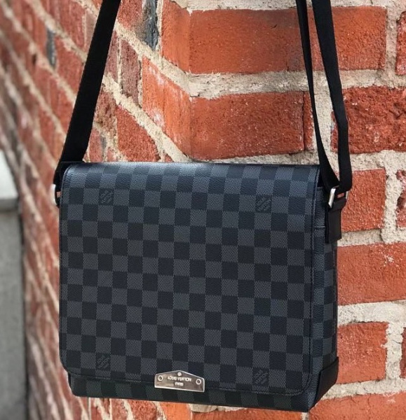 МУЖСКАЯ СУМКА МЕССЕНДЖЕР LOUIS VUITTON 