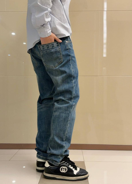 МУЖСКИЕ ДЖИНСЫ FENDI  82388 фото анонса