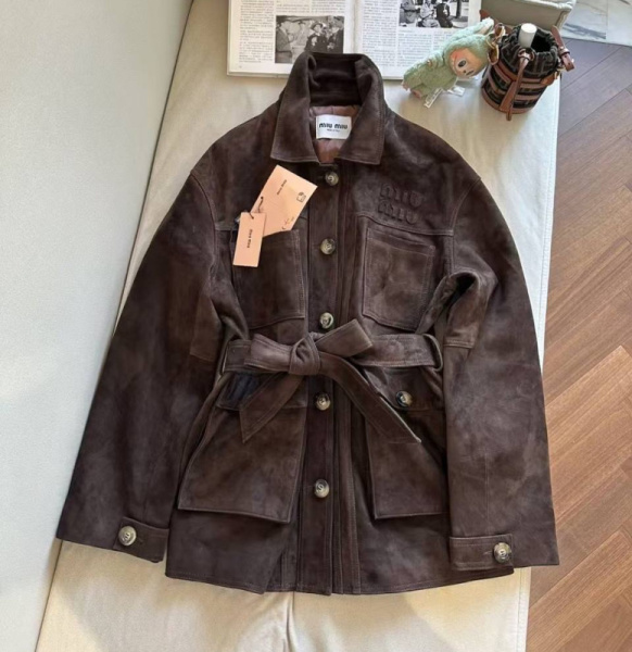 КУРТКА MIU MIU 