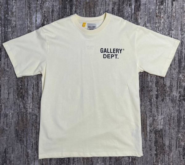 МУЖСКАЯ ФУТБОЛКА GALLERY DEPT 