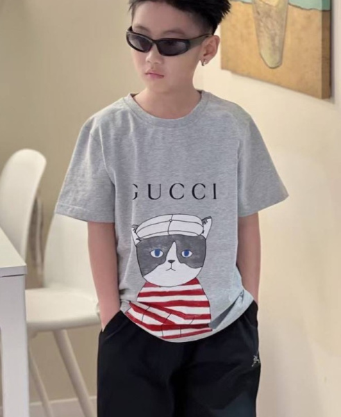 ДЕТСКАЯ ФУТБОЛКА GUCCI 