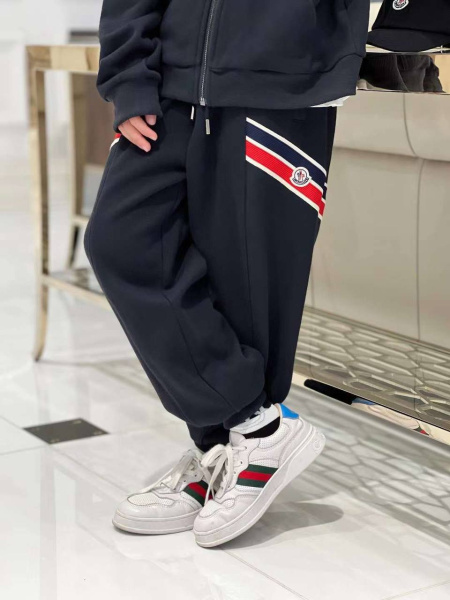 ДЕТСКИЙ КОСТЮМ MONCLER 74583 фото анонса