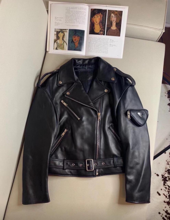 КУРТКА PRADA 52929 детальное фото товара