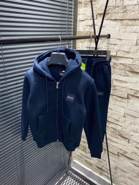 ДЕТСКИЙ КОСТЮМ HUGO BOSS