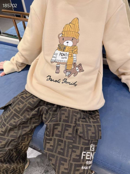 ДЕТСКИЙ СВИТЕР FENDI  80593 фото анонса