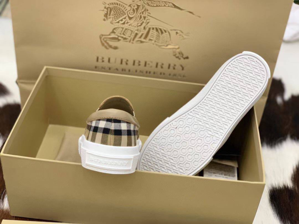 ЛОФЕРЫ BURBERRY 49231 фото анонса