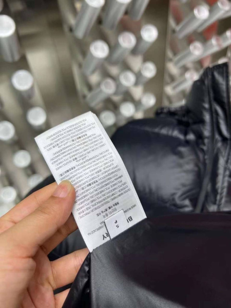 МУЖСКОЙ ЖИЛЕТ BURBERRY  70618 фото анонса