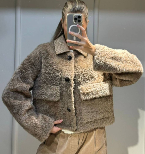 КУРТКА BOTTEGA VENETA 