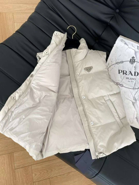ЖИЛЕТ PRADA 62116 фото анонса