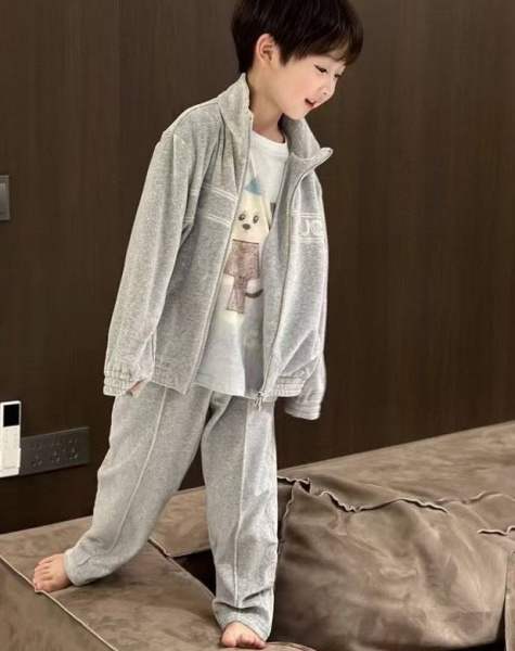 ДЕТСКИЙ КОСТЮМ GUCCI 