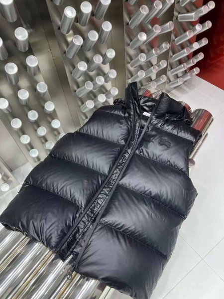 МУЖСКОЙ ЖИЛЕТ BURBERRY  70618 фото анонса