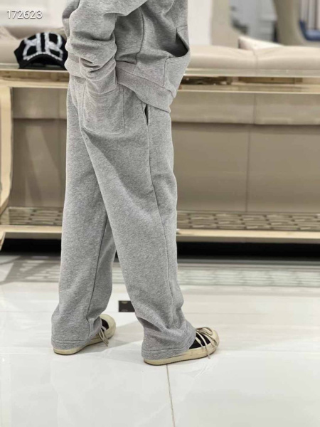 ДЕТСКИЙ КОСТЮМ BALENCIAGA 74575 фото анонса