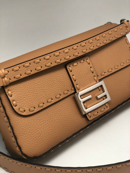 СУМКА FENDI BACUETTE  60093 фото анонса