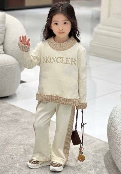 ДЕТСКИЙ КОСТЮМ MONCLER 