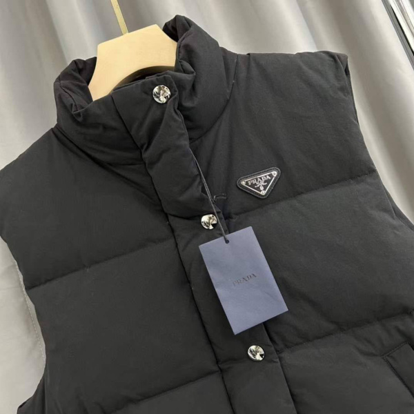 ЖИЛЕТ PRADA  71113 фото анонса