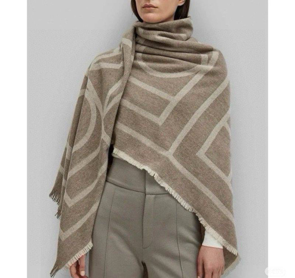 ПАЛАНТИН TOTEME 