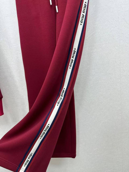 КОСТЮМ MIU MIU  72916 фото анонса