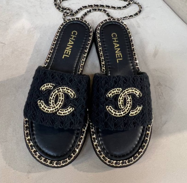 ШЛЕПКИ CHANEL 