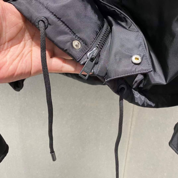 ВЕТРОВКА С ЖИЛЕТОМ PRADA  70706 фото анонса