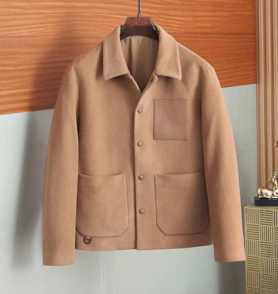 МУЖСКАЯ КУРТКА LOEWE 