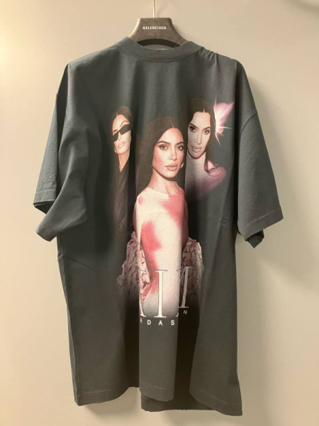 ФУТБОЛКА BALENCIAGA 