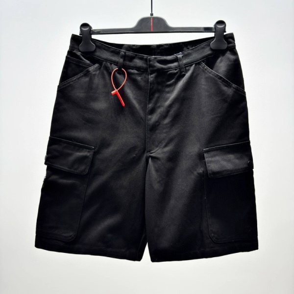 МУЖСКИЕ ШОРТЫ PRADA 