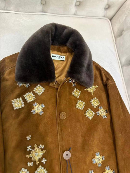 КУРТКА MIU MIU  70246 фото анонса