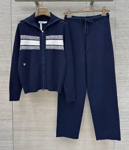 КОСТЮМ CHRISTIAN DIOR 