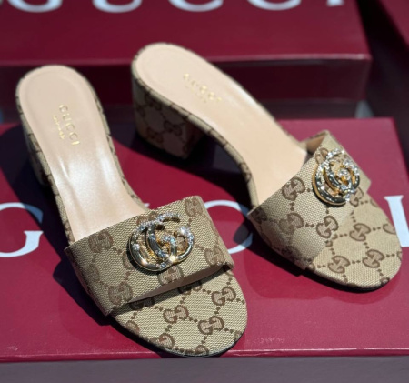 ШЛЕПКИ GUCCI 
