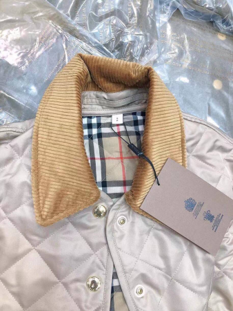 КУРТКА BURBERRY 47863 детальное фото товара