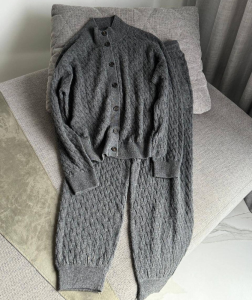 КОСТЮМ LORO PIANA 