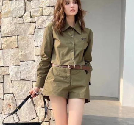 КОСТЮМ MIU MIU 