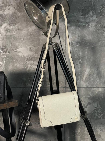 МУЖСКАЯ СУМКА МЕССЕНДЖЕР  LOUIS VUITTON  46947 фото анонса