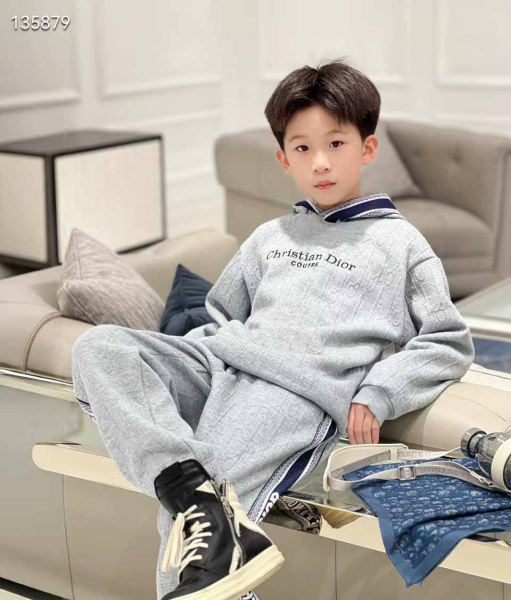 ДЕТСКИЙ КОСТЮМ CHRISTIAN DIOR 74681 фото анонса