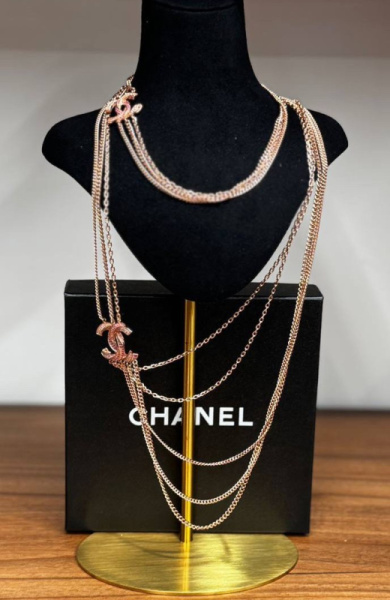 БУСЫ CHANEL 