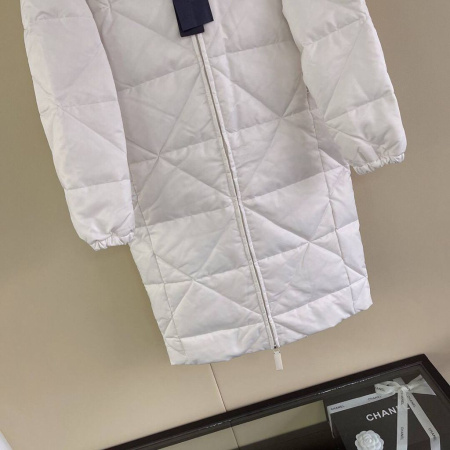 ПУХОВИК PRADA 44123 детальное фото товара