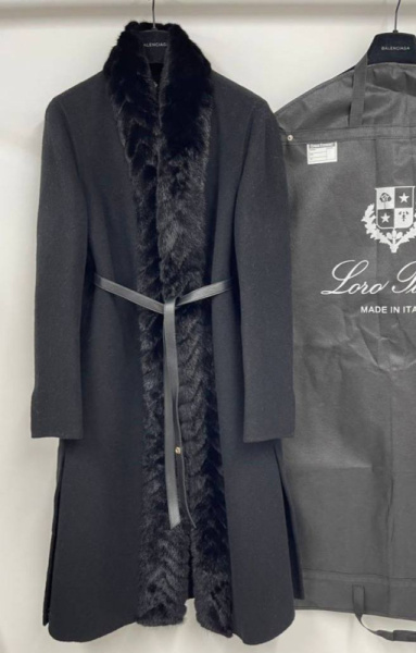 ПАЛЬТО LORO PIANA 