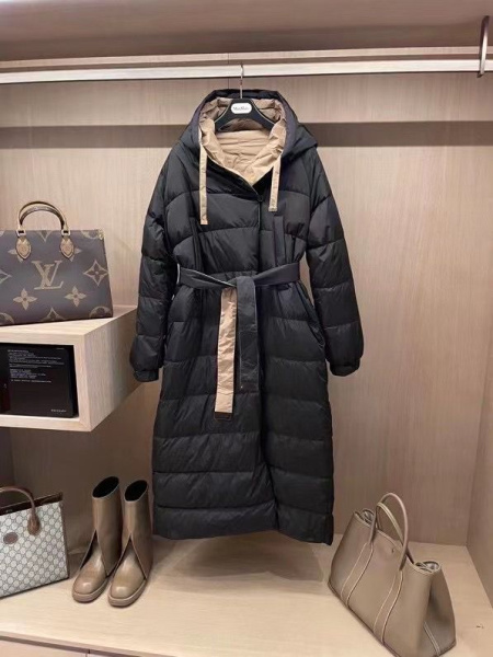 ПУХОВИК ДВУСТОРОННИЙ MAX MARA 44828 фото анонса