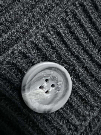 МУЖСКОЙ КАРДИГАН PRADA  62367 детальное фото товара