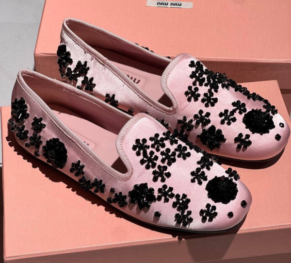 ЛОФЕРЫ MIU MIU 