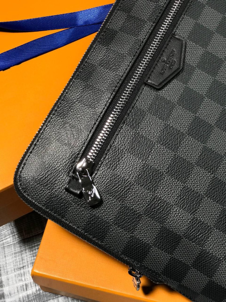 КЛАТЧ МУЖСКОЙ LOUIS VUITTON 40730 фото анонса