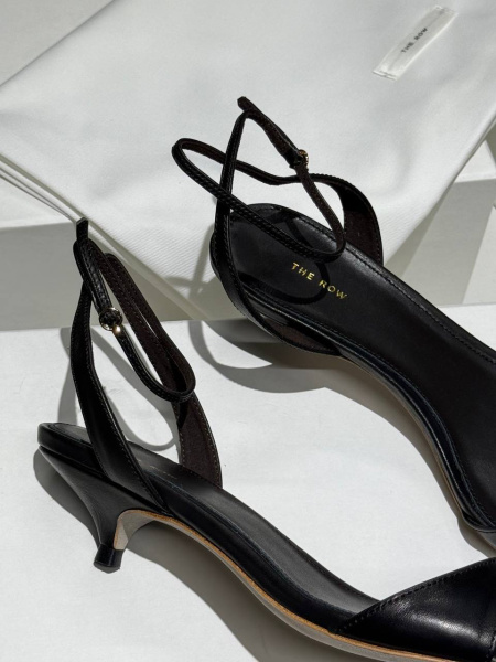 БОСОНОЖКИ THE ROW  75824 фото анонса