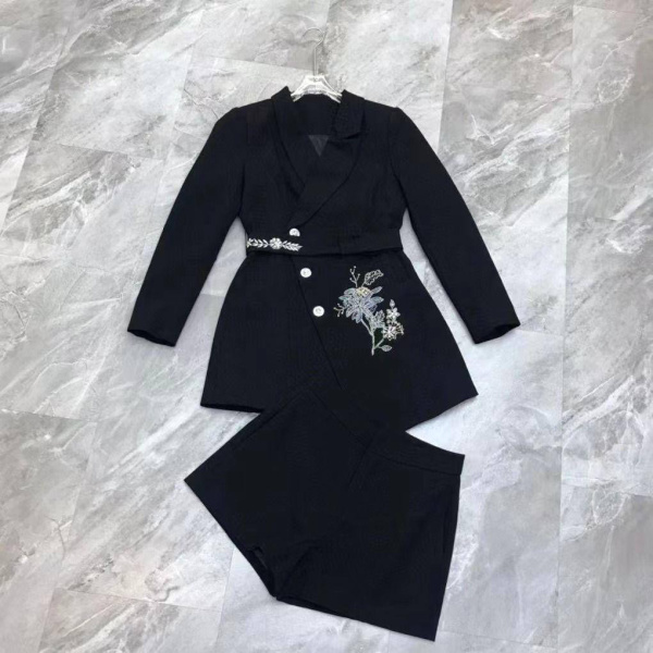 КОСТЮМ CHRISTIAN DIOR  64425 фото анонса