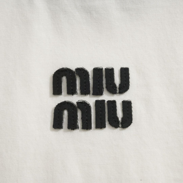 МУЖСКОЙ ЛОНГСЛИВ MIU MIU  75590 фото анонса