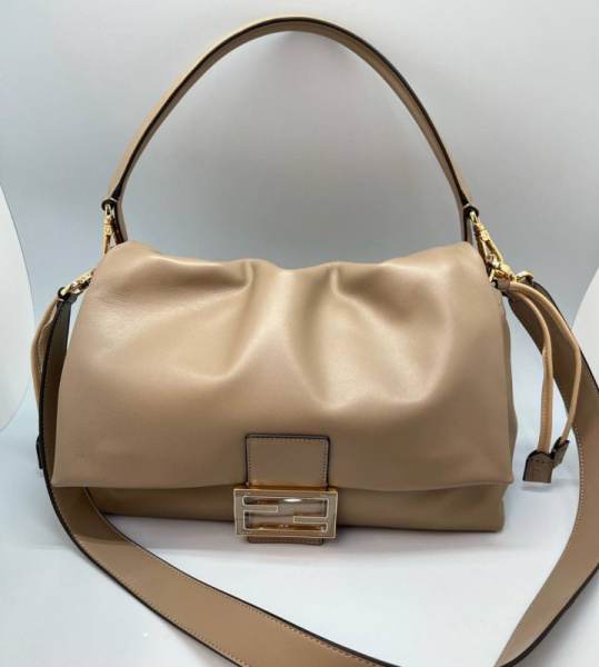 СУМКА FENDI MAMMA BAGUETTE 